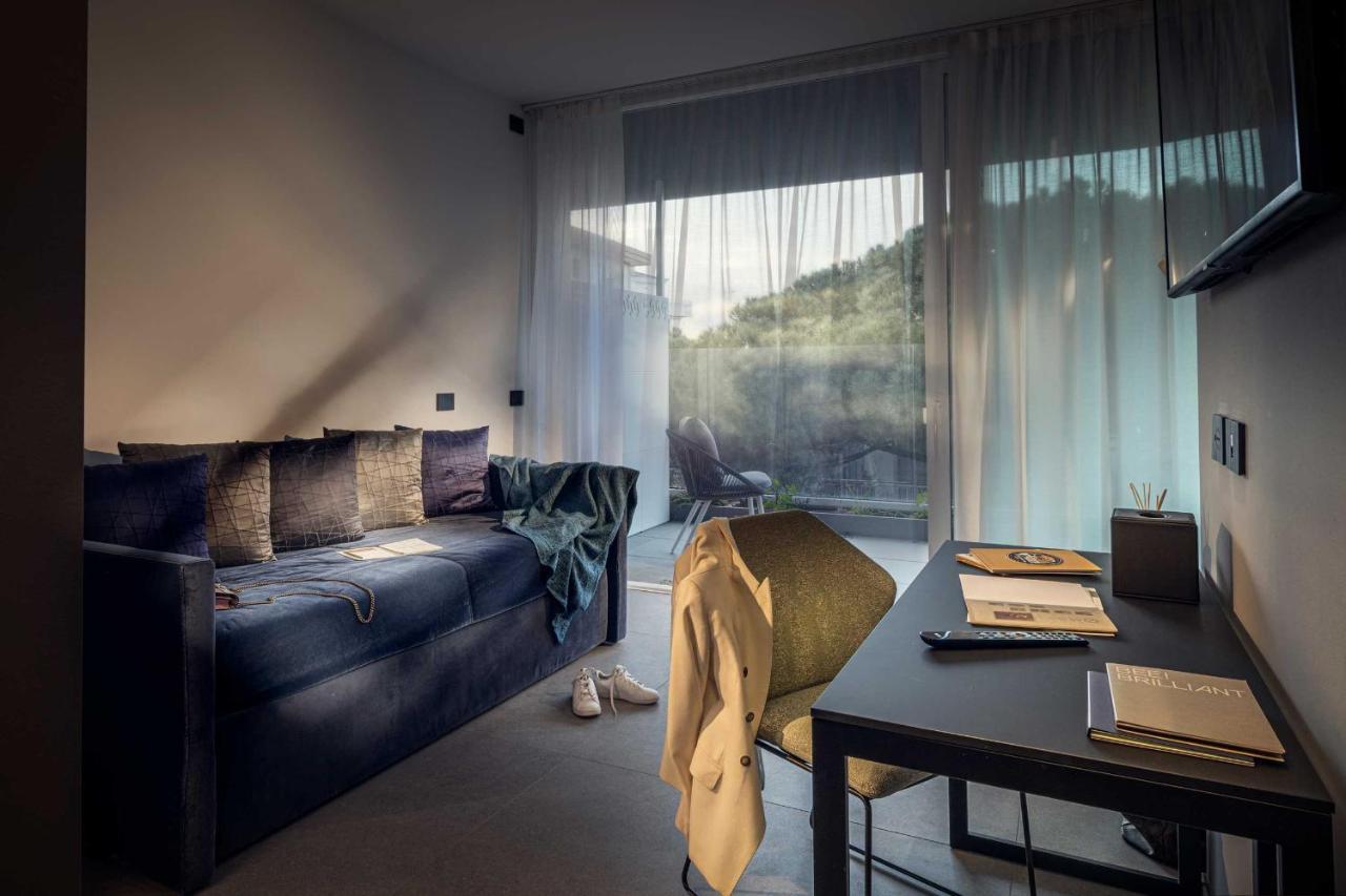 J44 Lifestyle Hotel Τζεσόλο Λίντο Εξωτερικό φωτογραφία A room at the hotel