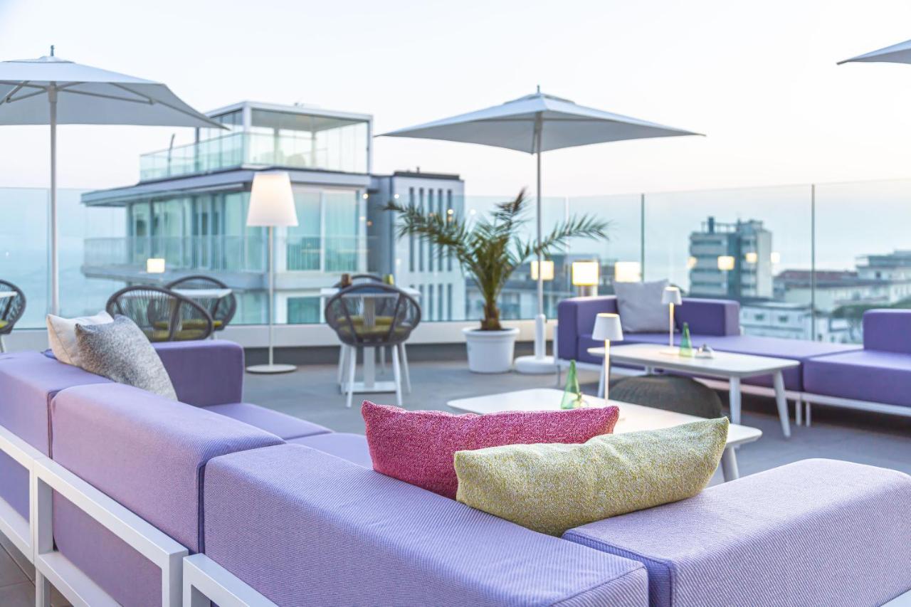 J44 Lifestyle Hotel Τζεσόλο Λίντο Εξωτερικό φωτογραφία The rooftop bar